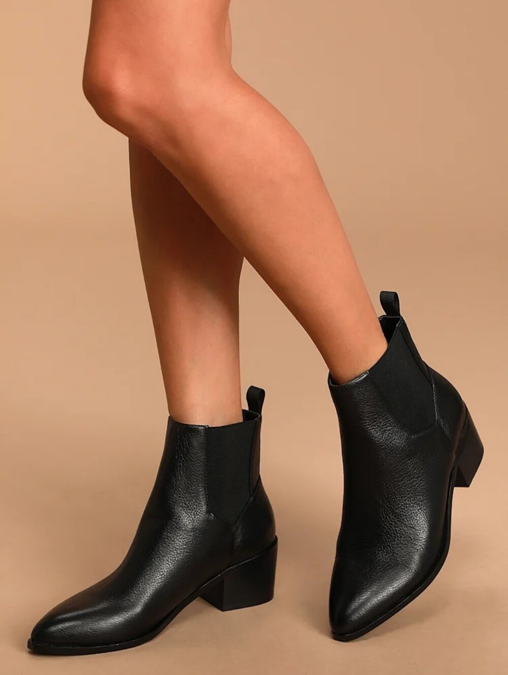 Like New! Chinese Laundry Filip Black Leather Pointed Toe Ankle Booties